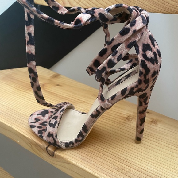 Size 7 1/2, strap up, suede cheetah print stilettos. - Picture 3 of 5